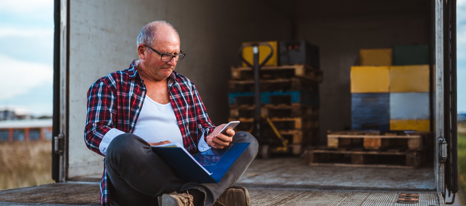 truck driver with a smartphone