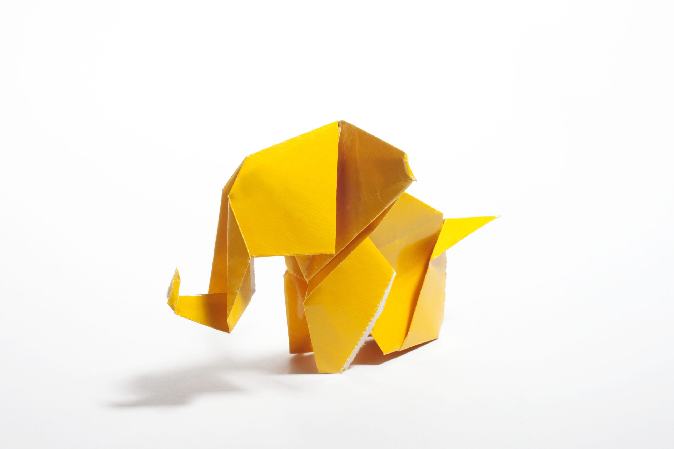 Yellow,Origami,Elephant,Isolated,On,White,Background